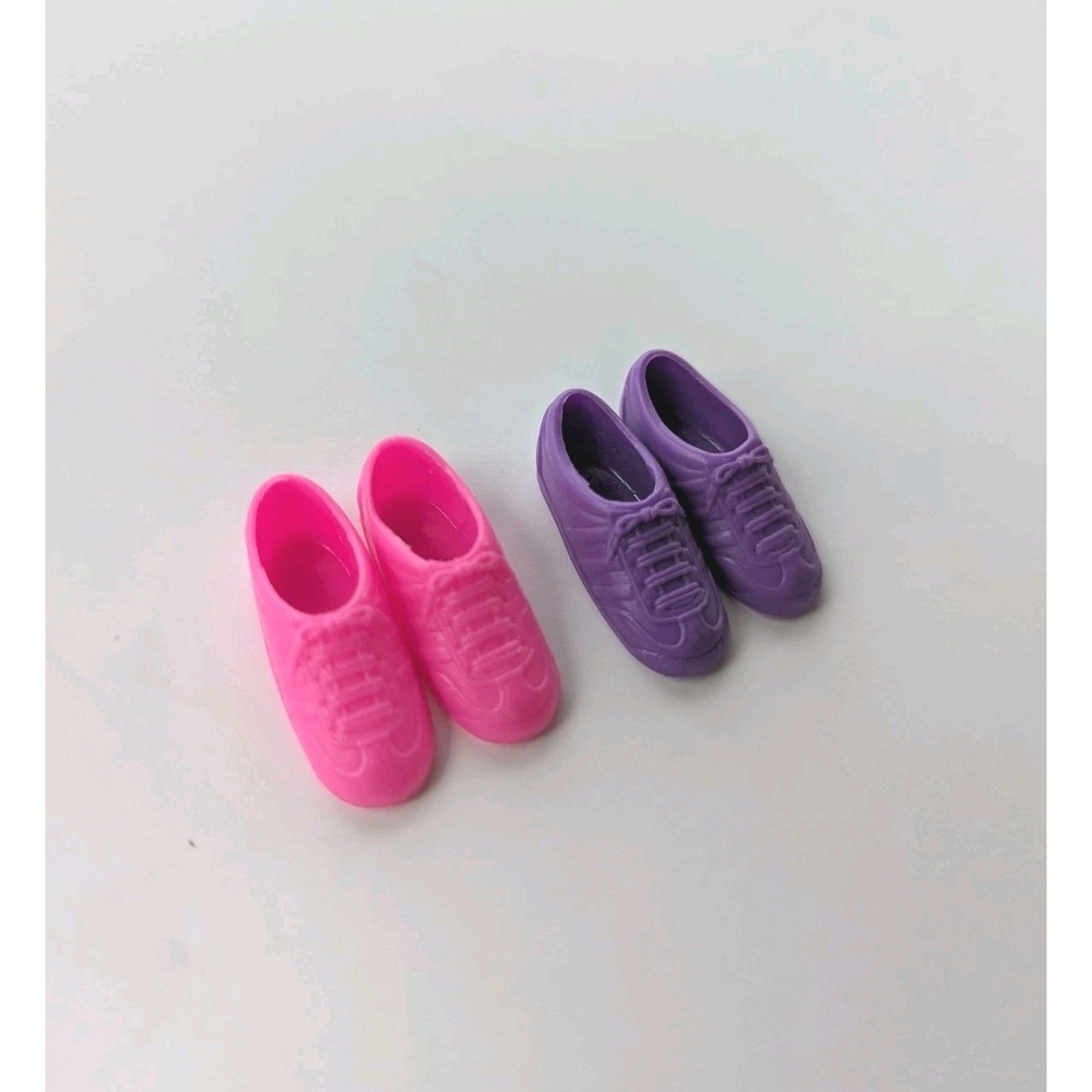 1990's MATTEL BARBIE / SKIPPER PURPLE And PINK TENNIS LACE UP GYM SHOES Vintage